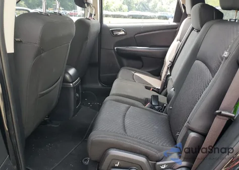 2019 Dodge Journey Se from USA, damaged, VIN 3C4PDCAB1KT820758